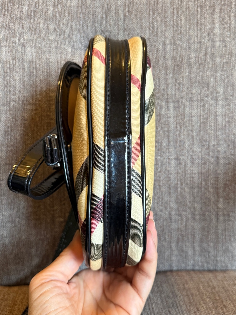 Authentic Burberry Crossbody bag - Picture 5 of 12